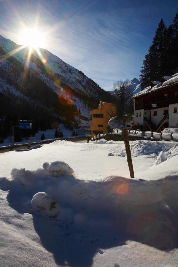 Rifugio Galtuer - Die 2 Ferienhaeuser المظهر الخارجي الصورة